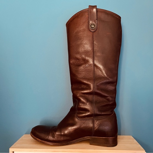 Frye, chestnut brown, Riding Boots. - Picture 7 of 10